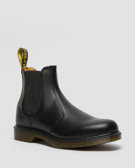 2976 smooth leather chelsea boots